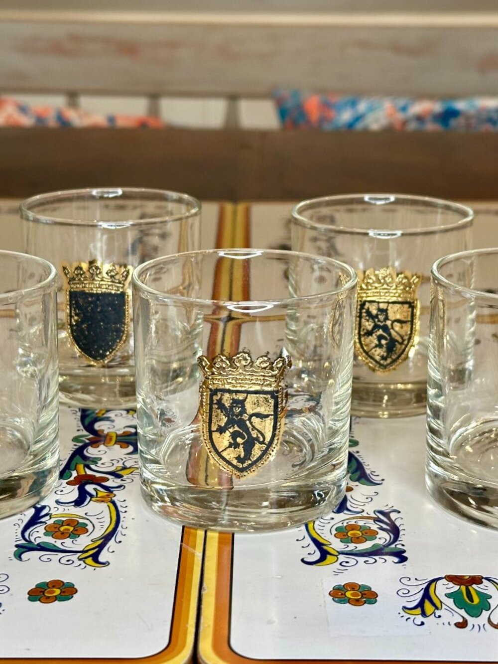 set of 5 vintage MCM heraldic gold crest lowball glasses